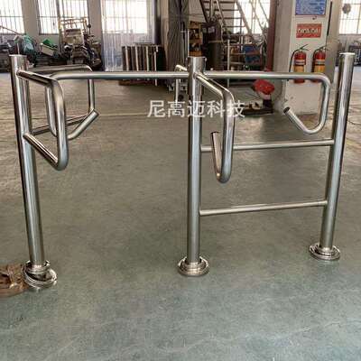 宁波景区超市旋转半高单向门不锈钢禁行门导向器人员进出控制闸