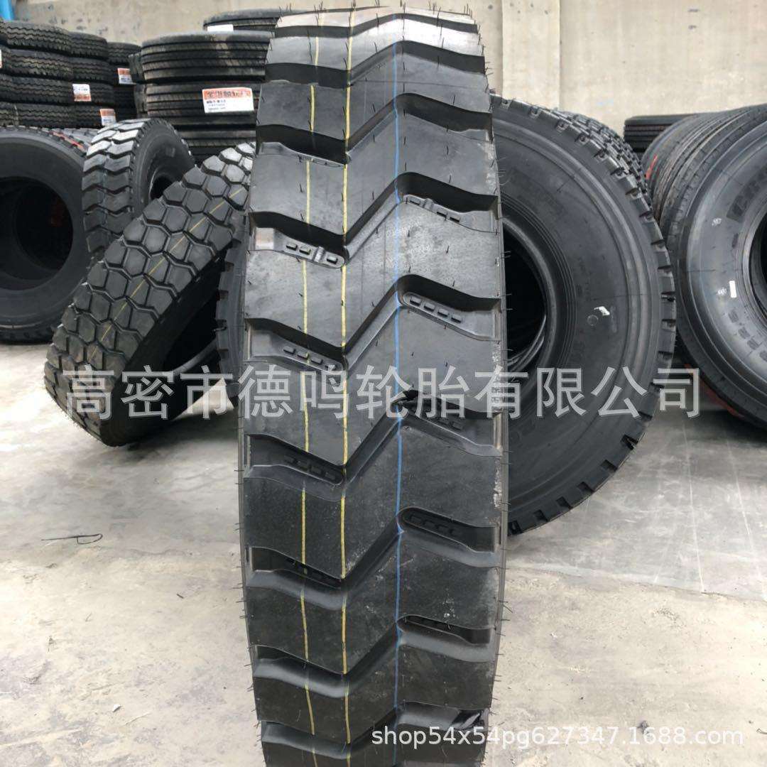全钢载重卡货车轮胎825/900/1000/1100/1200R20