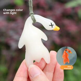 car duck keychain for changing roast color pendant mounted