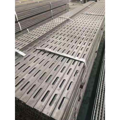 四川槽钢厂家C型钢冷弯镀锌抗震支架管道支架光伏支架