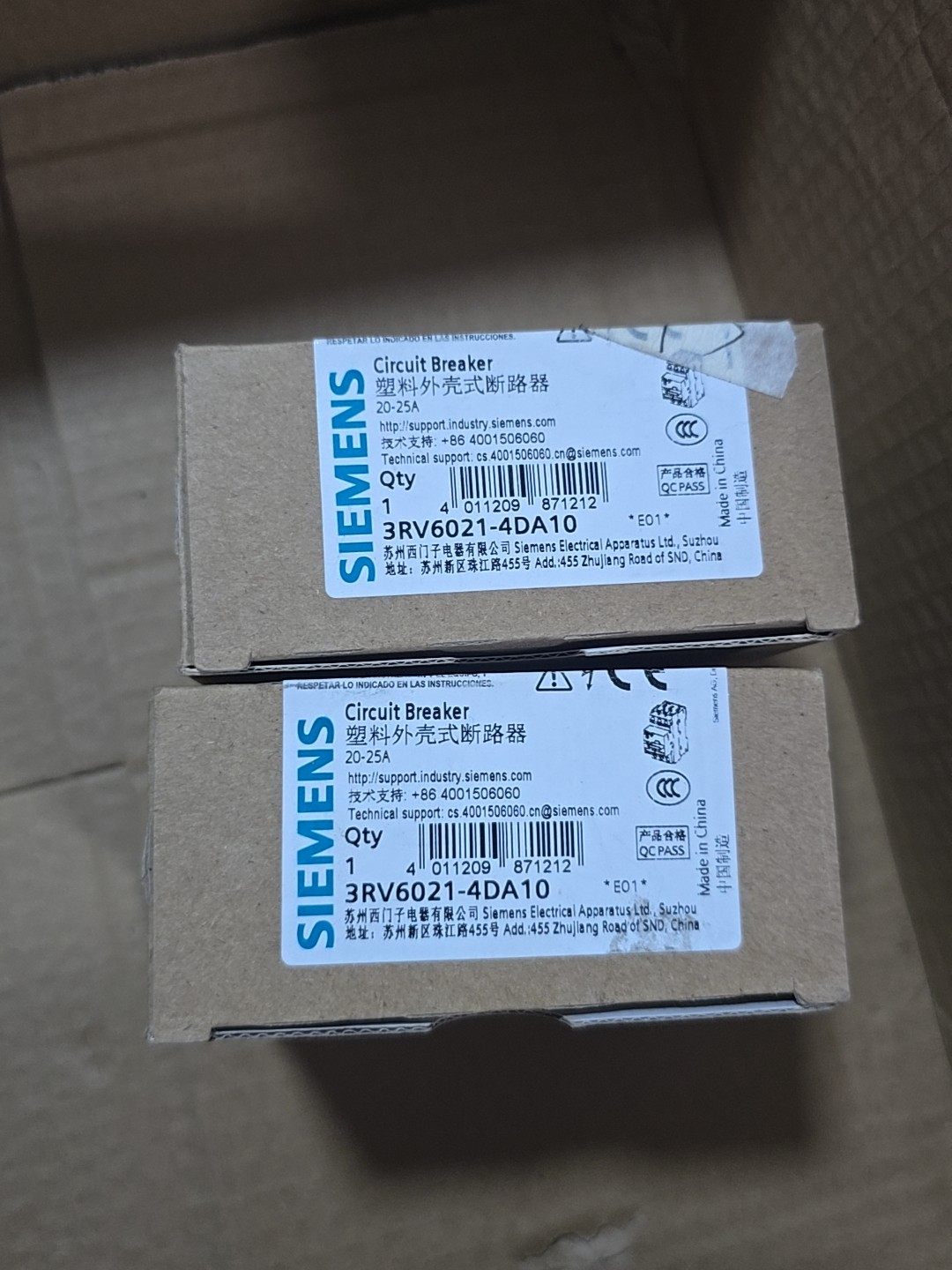 西门子塑壳式断路器，型号3RV6021-4DA10，20-2