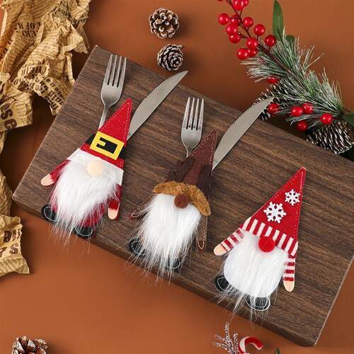 Felt Santa Utensil Holder, Christmas Cutlery Pocket Decor