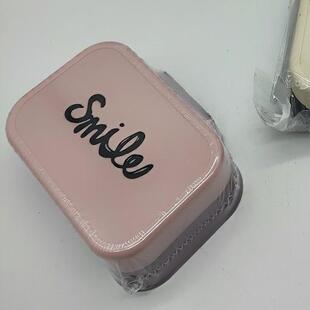 Double-layer high-appearance covered soap dish, no water acc