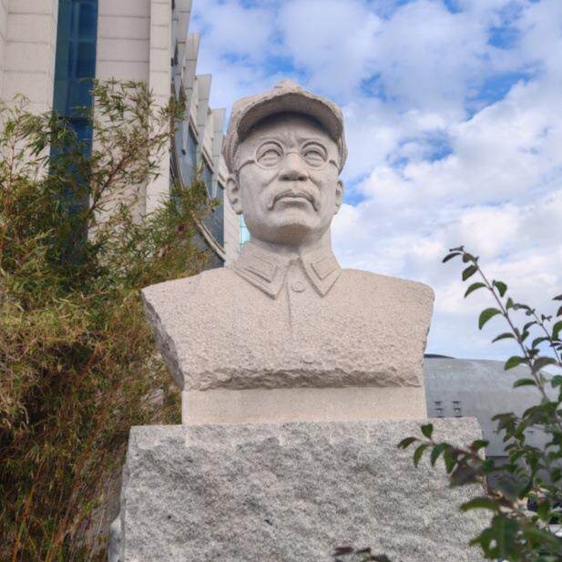 石雕十大元帅半身雕像花岗岩朱德贺龙石头人物开国元帅名人塑像