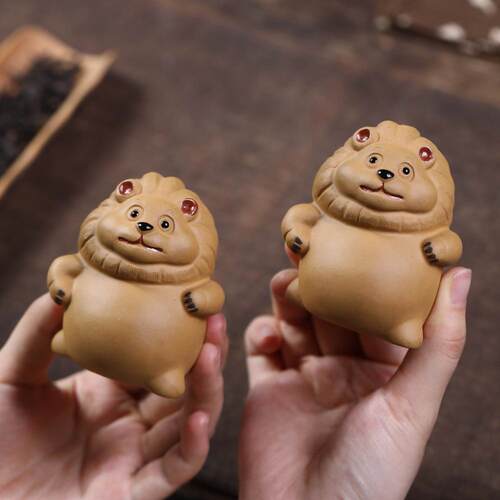紫砂茶宠摆件狮子摆件创意招财森林之王茶具茶桌装饰工艺品茶玩