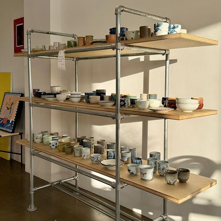 美式铁艺海洋板货架置物架复古书架收纳架精品展示架落地陈列架子
