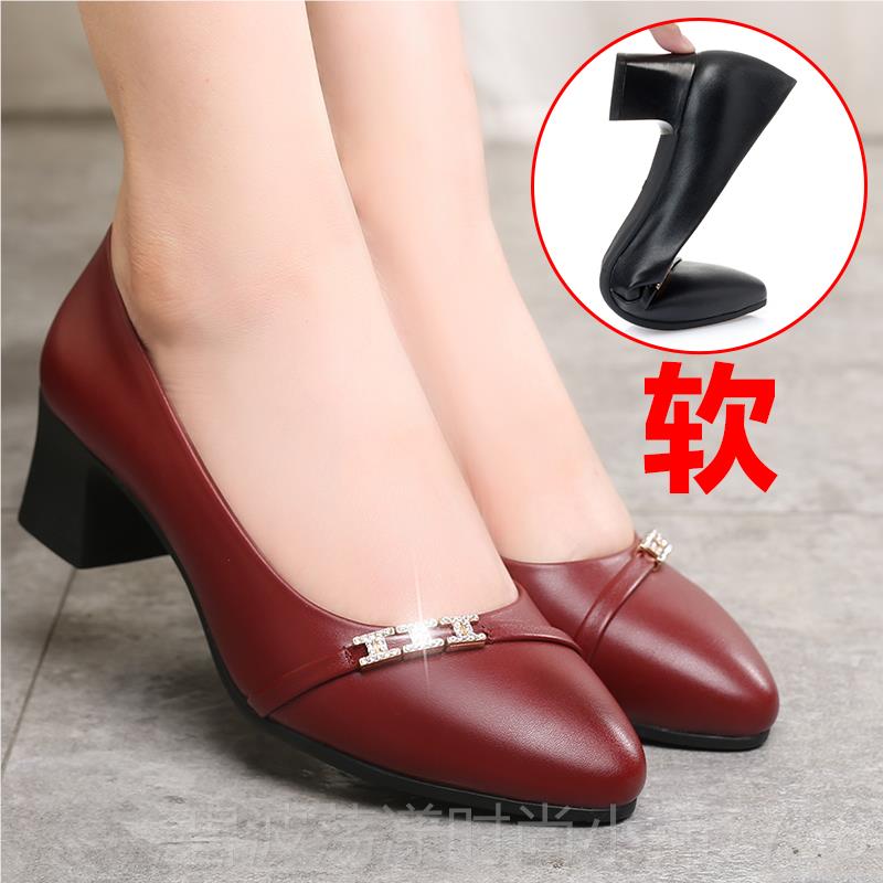 高档跟单鞋真皮205年春软底皮鞋不累脚粗妈鞋中2年一脚蹬红色女鞋
