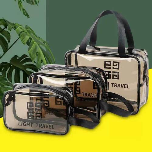 A transparent, portable, large-capacity toiletry bag made of