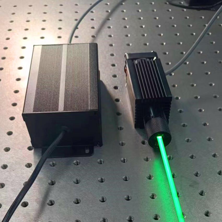 红外3D智能检测线光源常于三维扫描测量和尺寸角度检测物体等