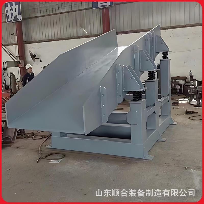 GZD系列矿山槽式给矿机给料量大振动加料机煤矿用振动给料机