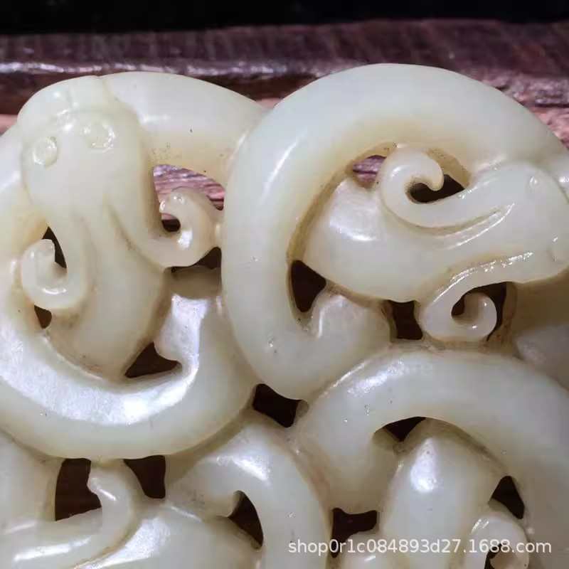 仿古旧藏老货和田玉璃龙真品回流挂件玉坠腰挂古玉仿古龙老玉件