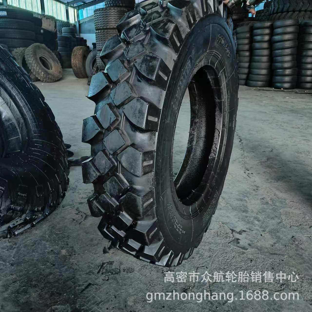 越野车轮胎 8.20-20 225X508工程机械轮胎
