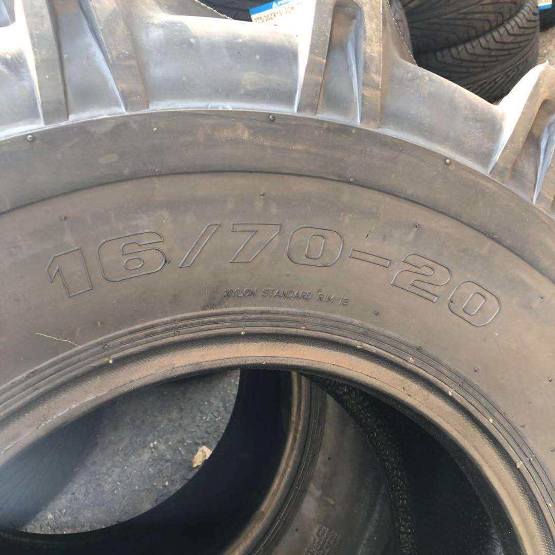现货桦林16/70-20轮胎铲车 装载机轮胎 人字花纹国标