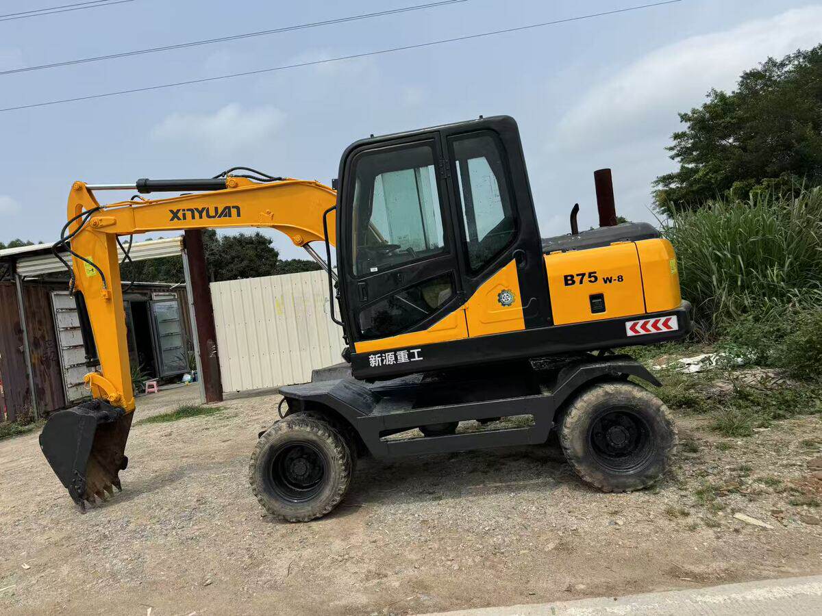 4月25日漳州新源75轮式挖掘机网络拍卖公告