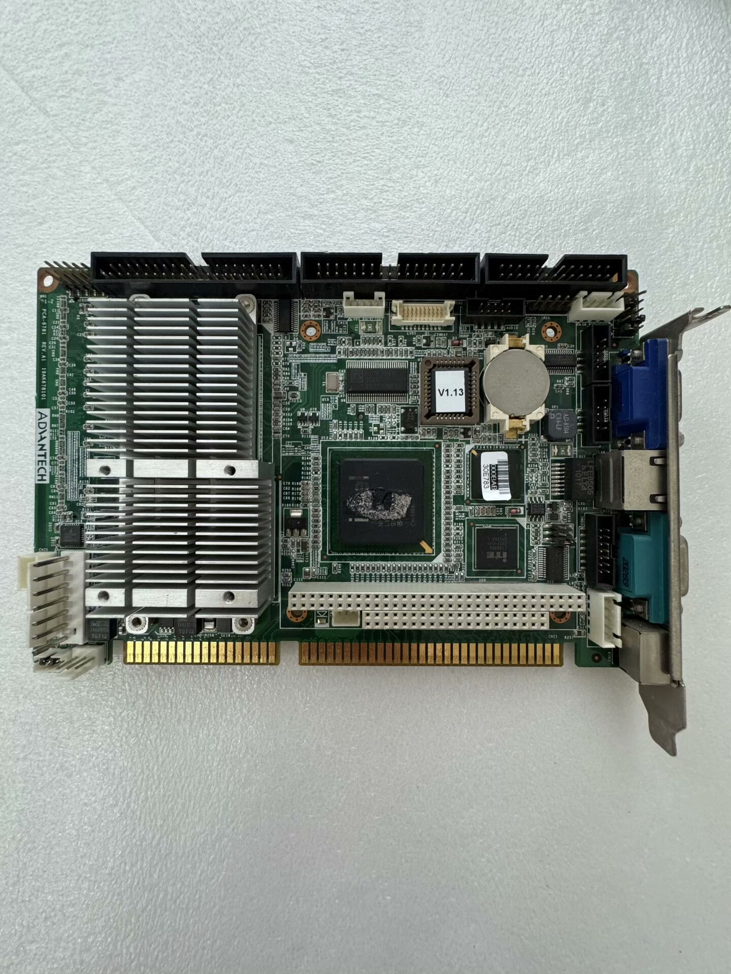 研华工控机主板PCA-6781实物图