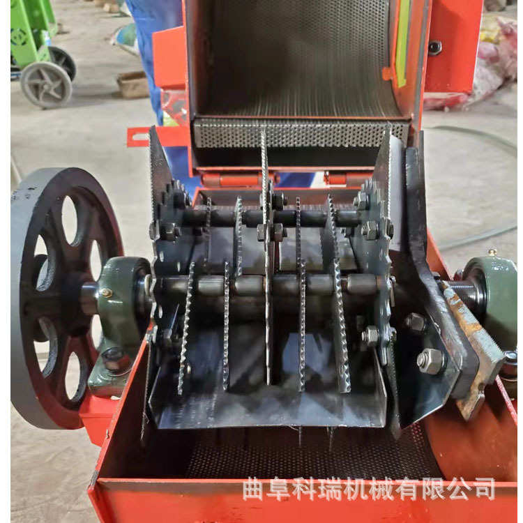 科瑞小型铡草机 干湿两用青草碎草机 家庭养殖秸秆粉草机
