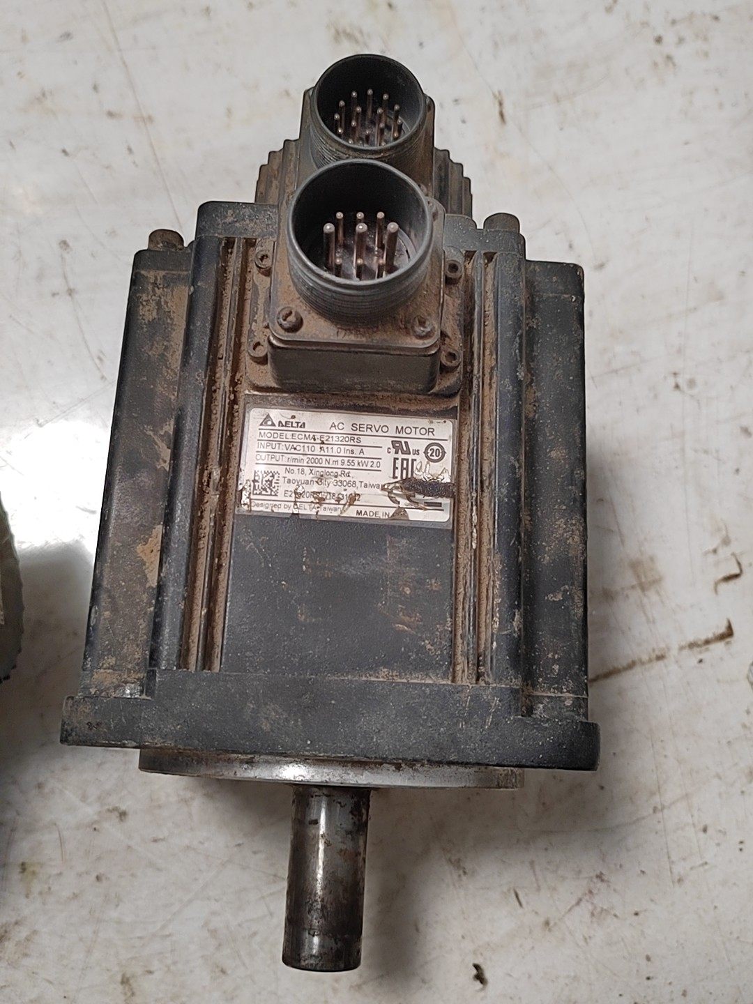 台达伺服电机，ECMA-E21320RS，2.0KW功率，功