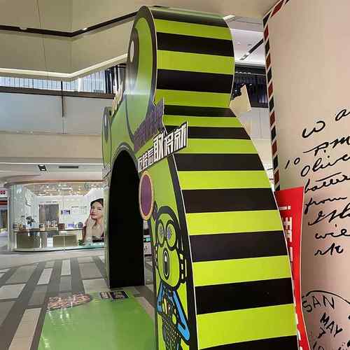 pv日c雪弗物板雕刻制作广告845展示料异形裁切节弗宣传雪板造型