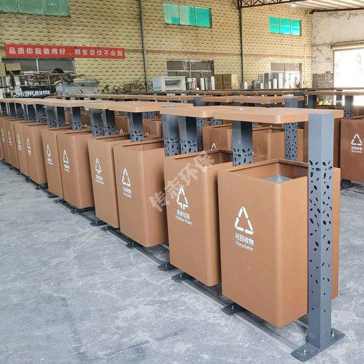 惠州室外公园景区园林创意镂空立柱两连体烤漆不锈钢分类垃圾桶