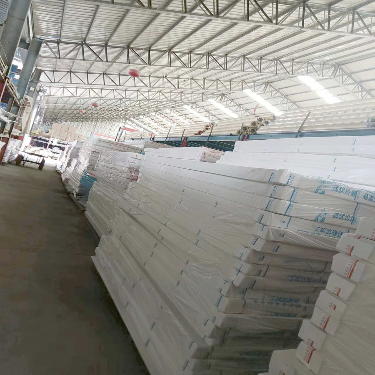 泡沫写真冷板单亮双亮广告板展示架龙卡普板KT广告板相框背板KT板