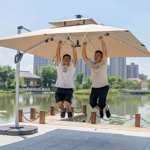 户外遮阳伞庭院太阳伞摆摊罗马伞阳台露台花园太阳能灯伞别墅岗亭