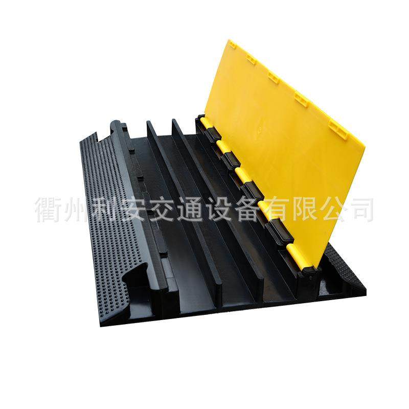 CE认证四线槽PVC减速板线槽减速带,纺织面料/辅料/配套,纺织机械配件,淘宝优惠券,粉丝福利购,淘宝优惠卷