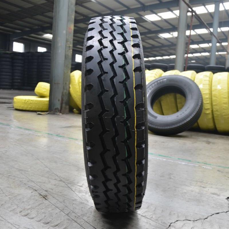 全钢丝大货车轮胎900R20 全轮位抗载载重汽车轮胎 厂家