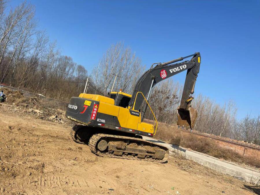 3月6日保定沃尔沃210挖掘机网络拍卖公告