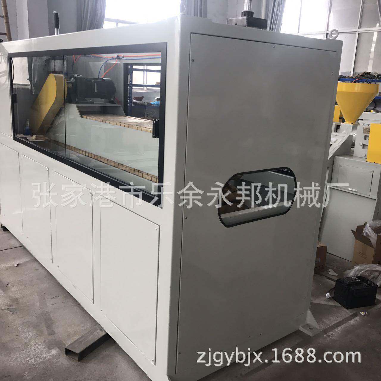 厂家供应摆臂板材牵引机管材牵引机皮带引线机履带牵引