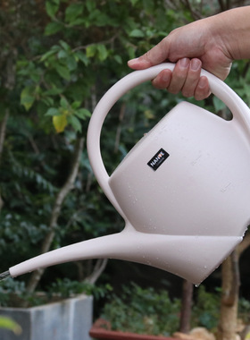德式轻奢家用浇水壶绿植塑料洒水壶园艺工具庭院喷壶养花品质货源
