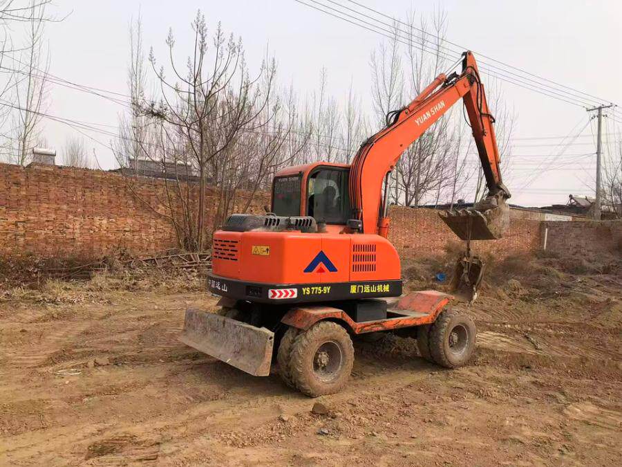 3月27日邢台资产处置远山75轮式挖掘机带夹网络拍卖公告