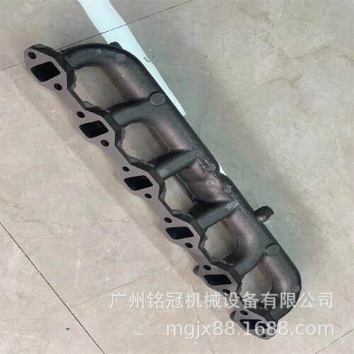 三一SY215-9加藤HD820-3神钢SK210-6SK200-66D34发动机排气支管