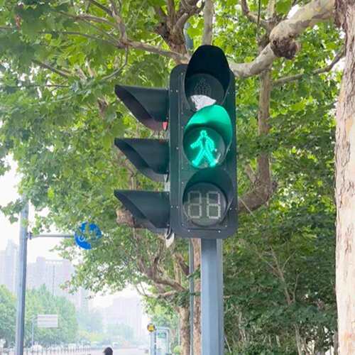 人行道红绿灯杆系列八棱杆交通信号灯杆卡口道路标志牌杆监控杆