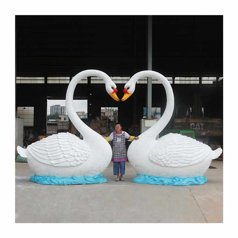 高端大型仿真天鹅摆件户外婚庆道具玻璃钢鸟雕塑水池塘花园林庭