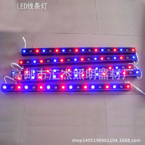 隧道灯具厂价 LED光源40-200W可定隧道照明路灯
