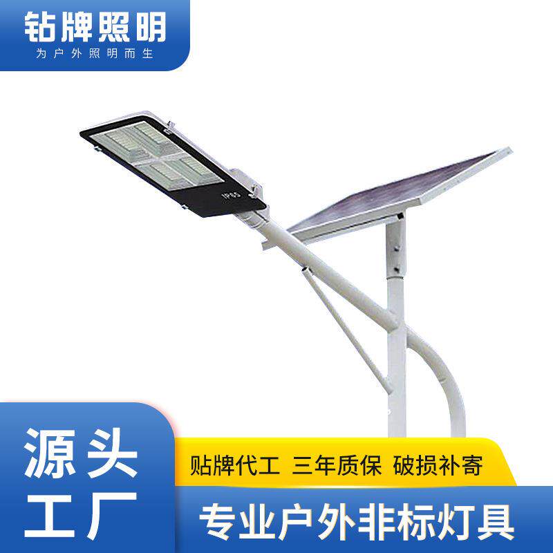 厂家直供太阳能路灯户外防水新农村照明公路亮化多规格太阳能路灯