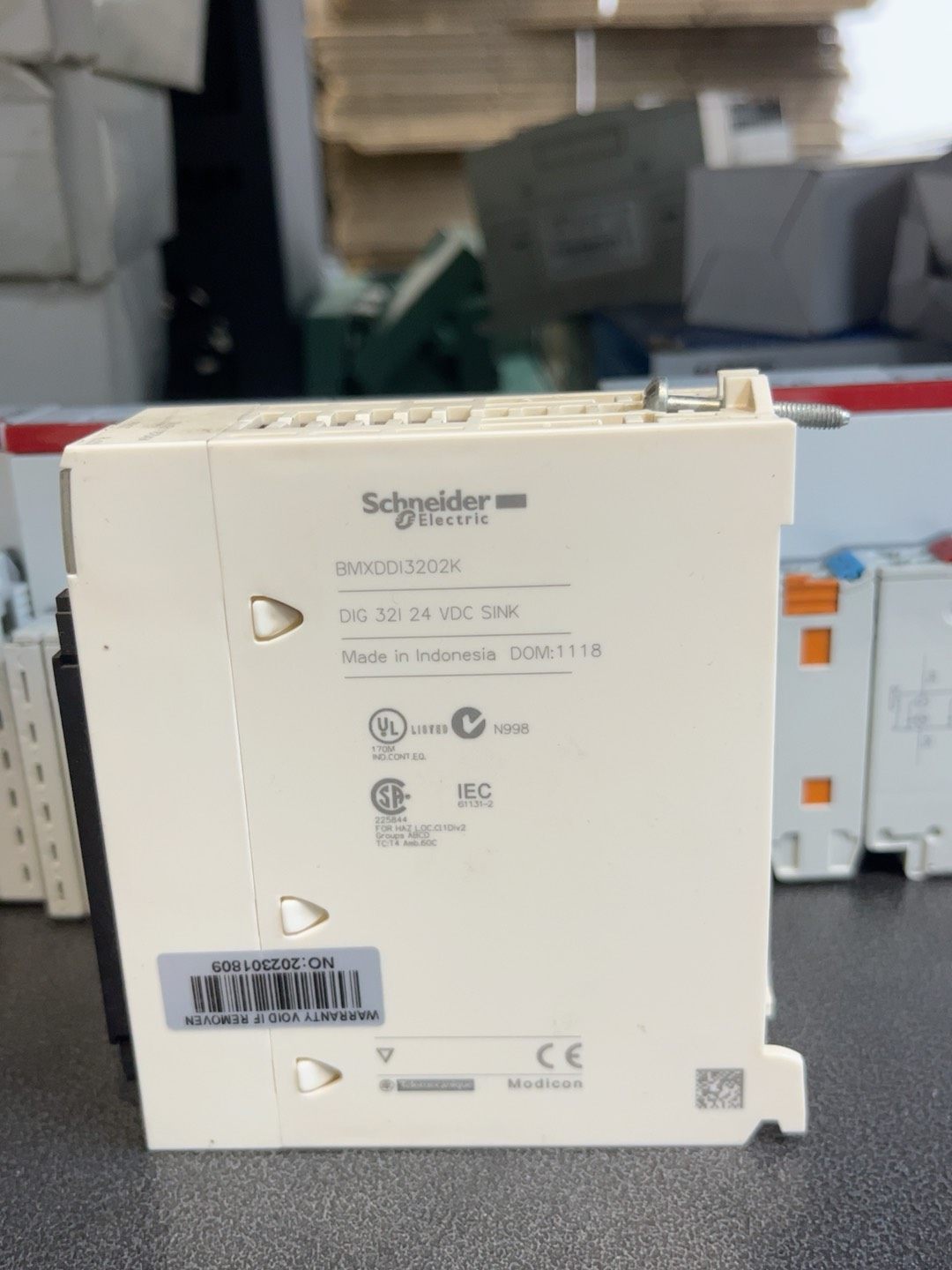 闲置一只BMXDDI3202K 拆机施耐德PLC 实图拍摄