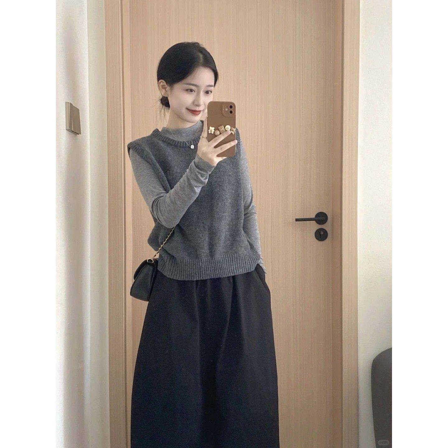 极速灰色无袖叠穿背心毛衣女针织衫马甲春秋新款气质百搭短款圆领