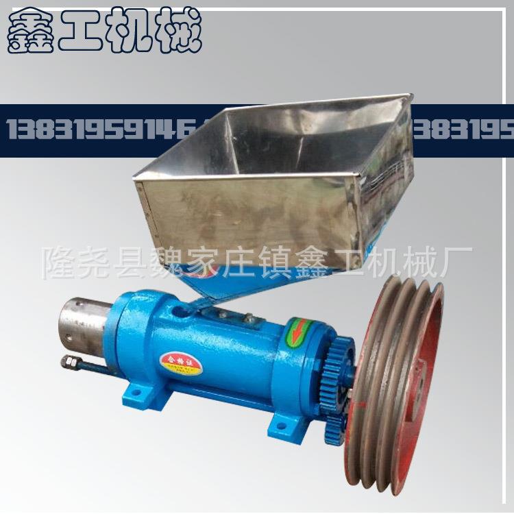 供应膨化机玉米饲料膨化机牛羊饲料膨化机邢台鑫工