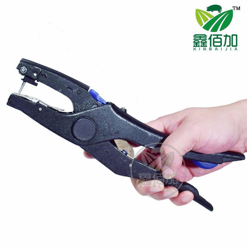 猪用耳标钳自动回弹牛羊耳标牌钳子金属耳标钳针兽用打耳牌钳