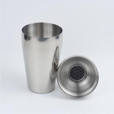 厂家供应不锈钢调酒器550ml摇酒杯鸡尾酒杯shaker三段式杯饮品