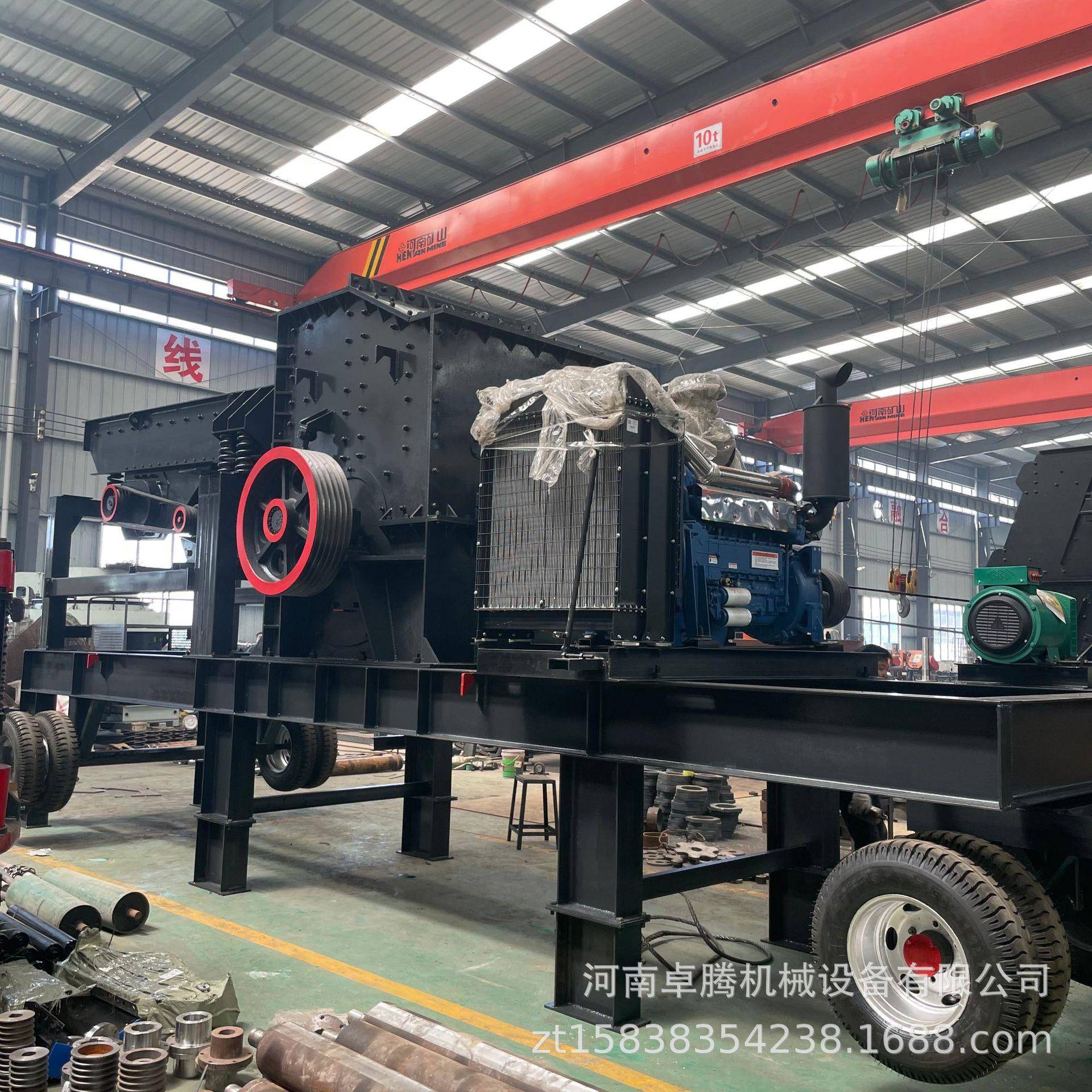 大型车载式箱式破碎机建筑垃圾箱式破石机巩义机械移动箱式破碎机