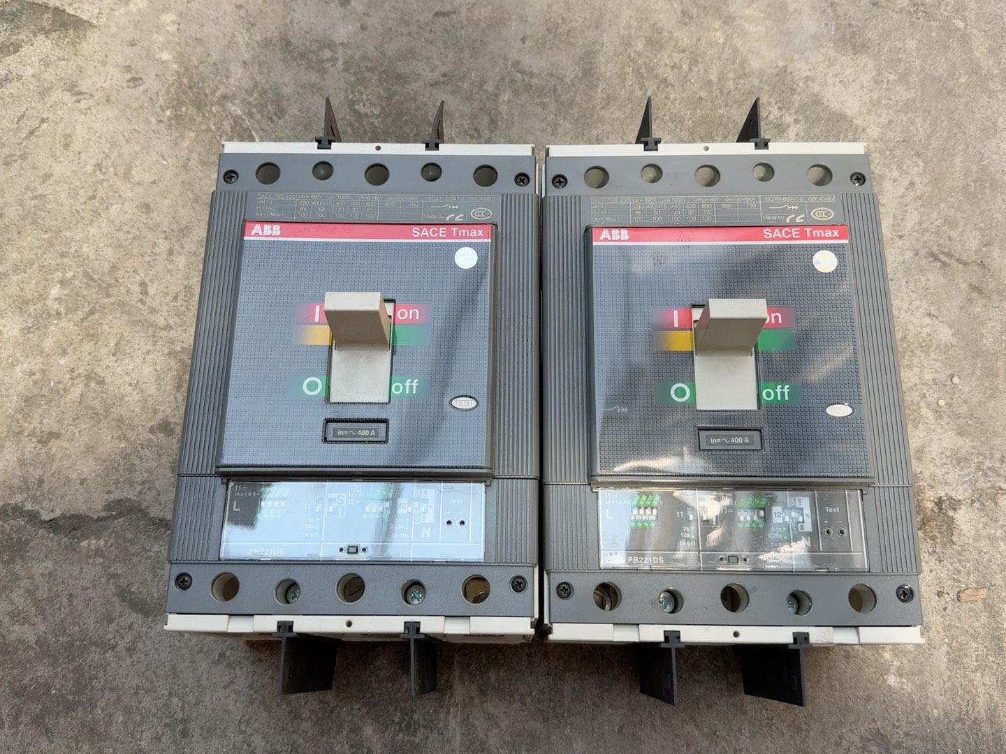 ABB塑壳断路器XT5S 400A 4p