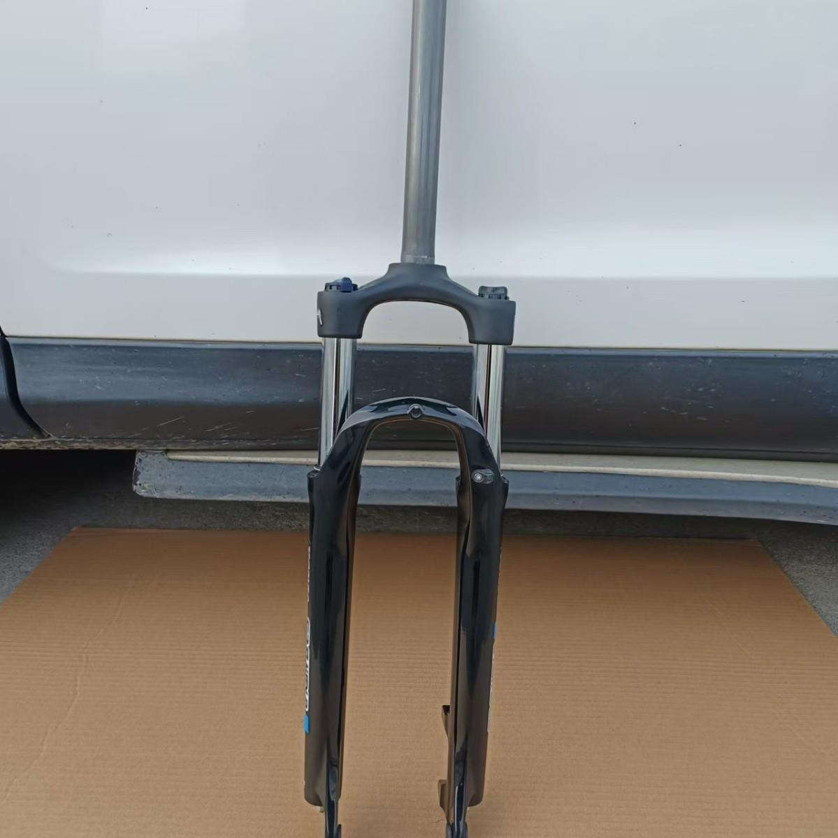 三拓XCT肩控油锁死前又27.5规格自行车修补前叉