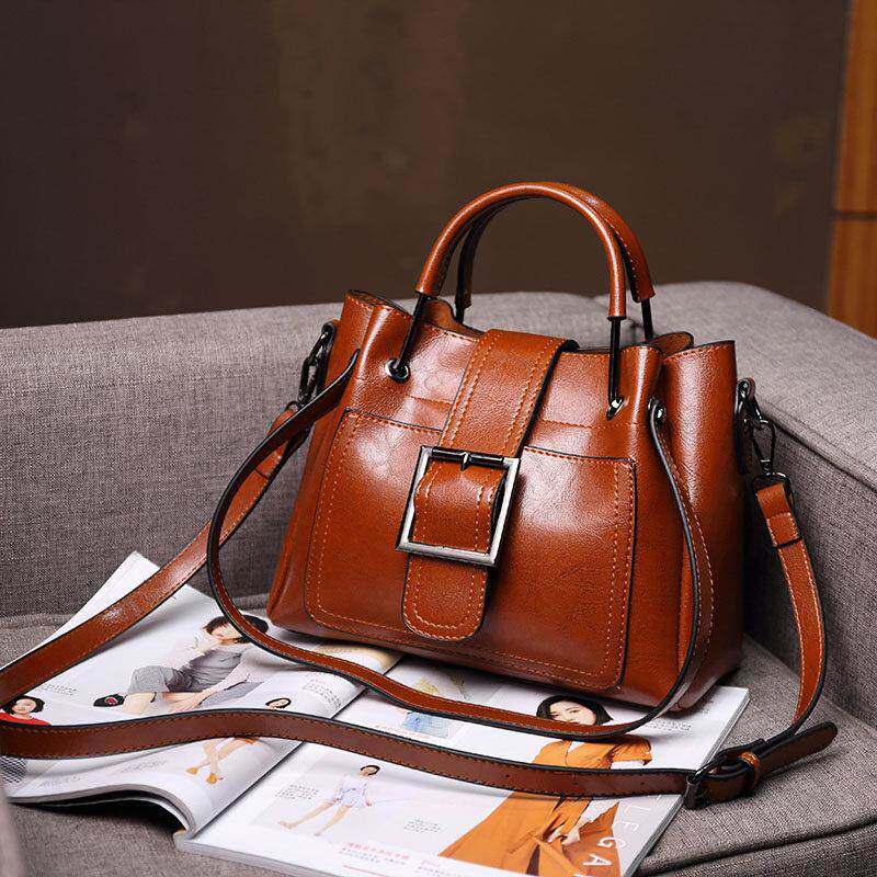 包包女2024年新款韩版大容量时尚百搭覆古真皮质感单肩手提水桶包