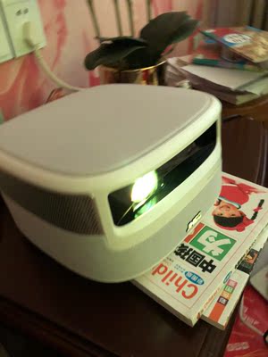 极米和小米投影仪对比细节,大家说说哪个好用些?