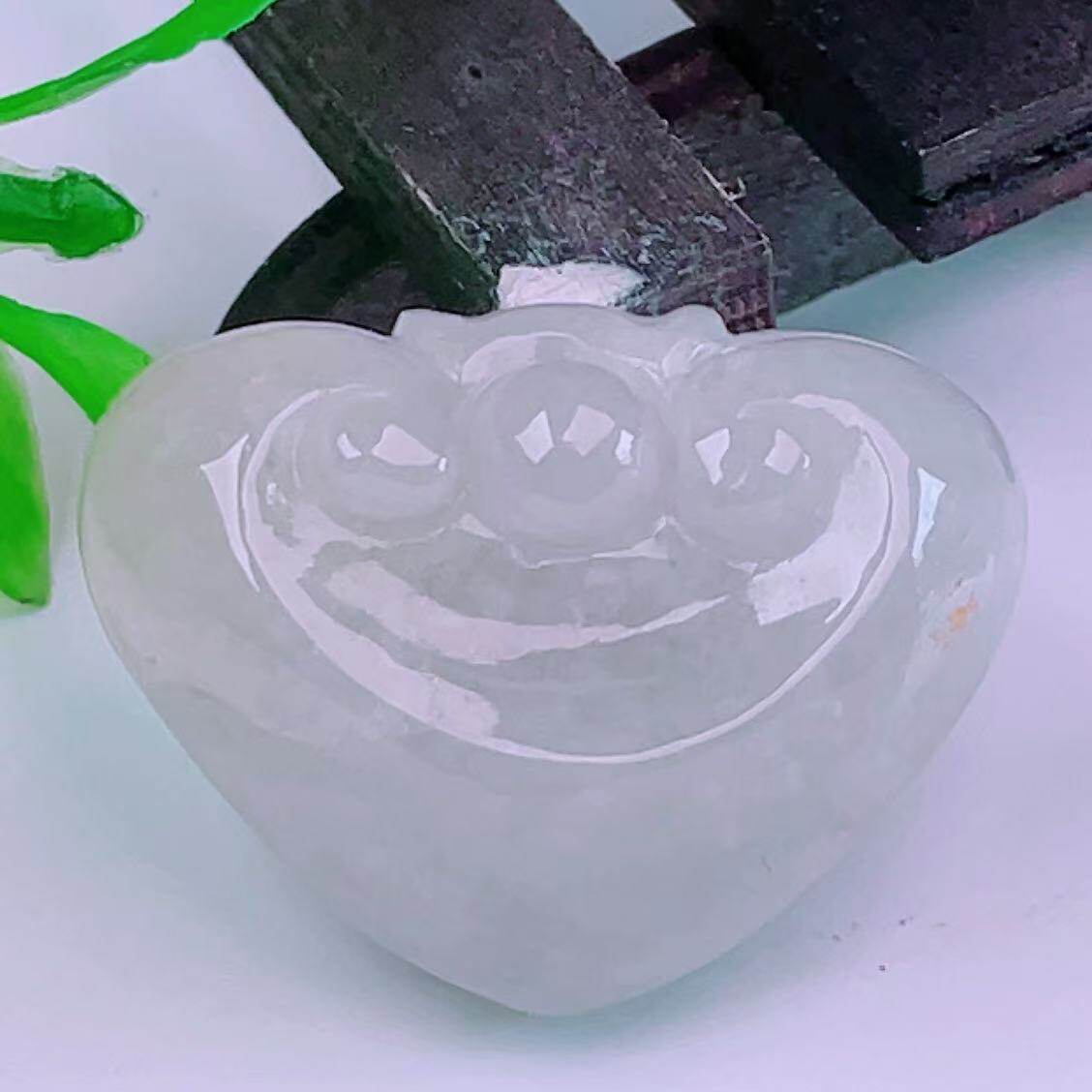 缅甸天然真品翡翠冰润水润满色高端珠宝闪拍福贝如意玉吊坠15.30g