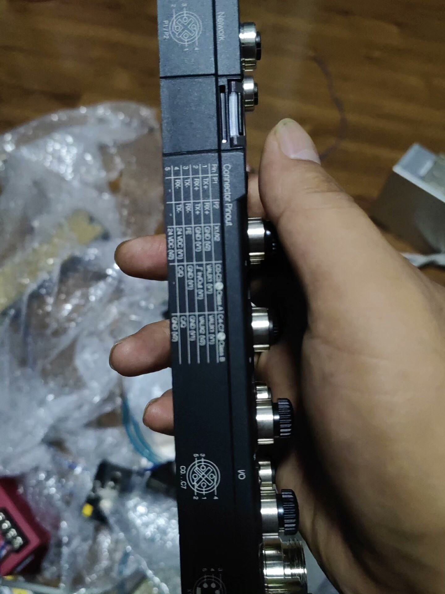 图尔克TBEN-L5-8IOL总线模块 ，工程剩余，有需要的