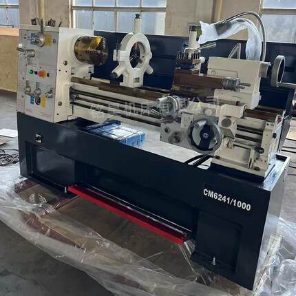 厂家CM6241x1000普通车床CM6241家用车床回转直径410长度1000mm