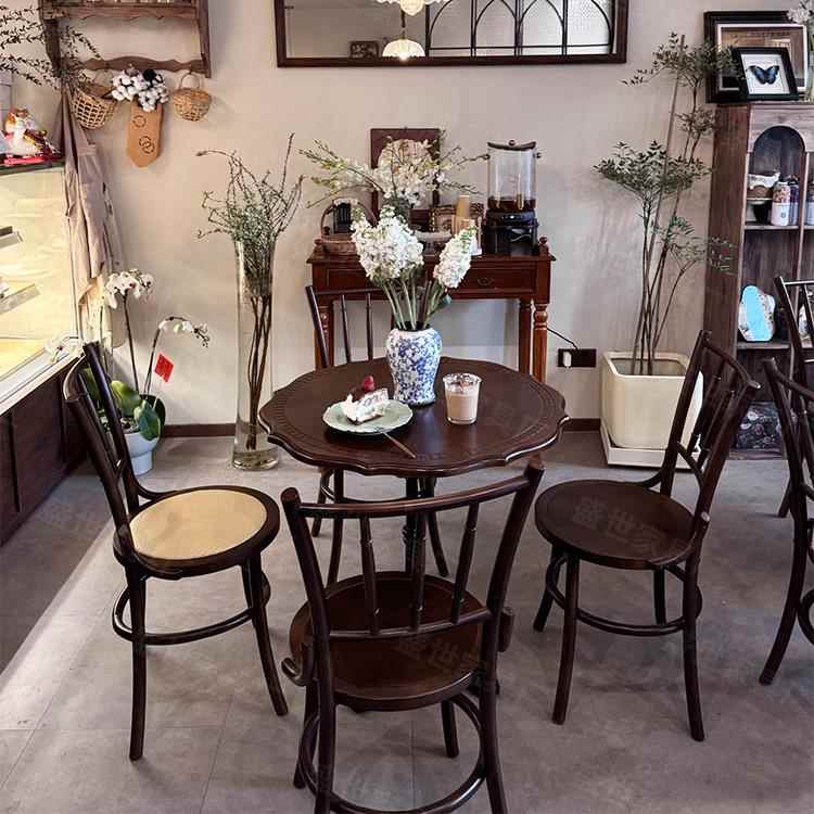 咖啡厅桌椅网红商用美式复古烘培甜品店桌子餐饮餐厅实木餐椅定制